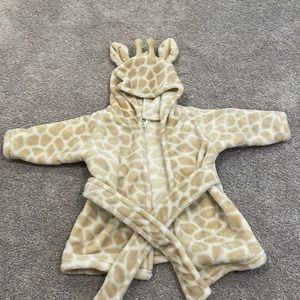 Super Cute Giraffe Robe